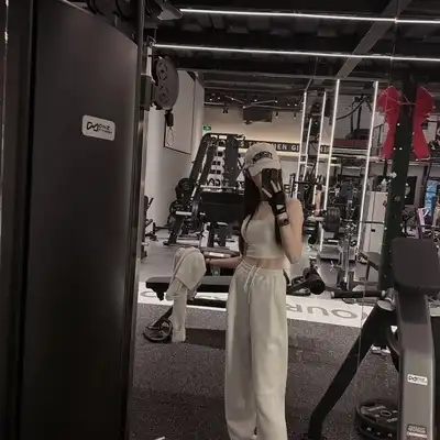 王华